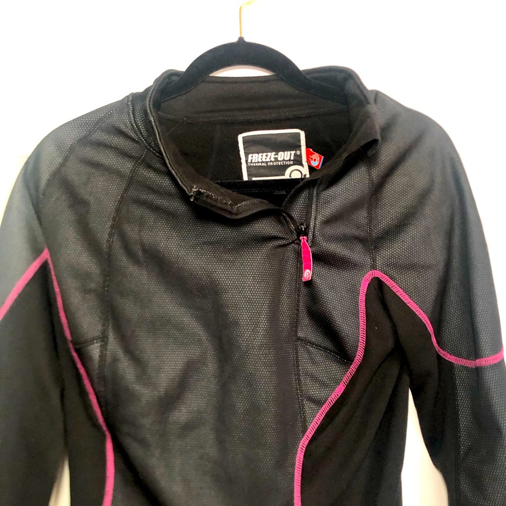 Women's Freeze Out Thermal Protection Black w/ Pink Pullover Outdoor Size Small